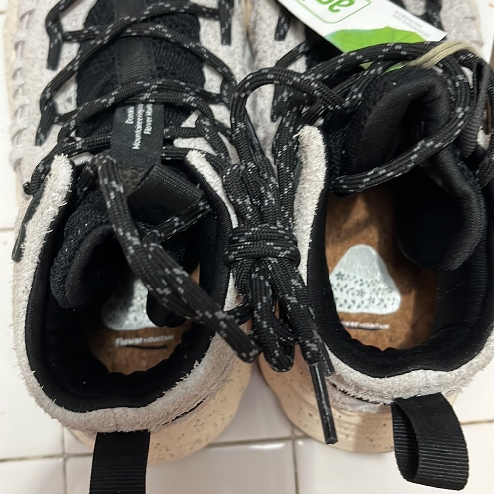 Free People x Flower Mountain Bloom Speckled Sneakers Size 7 NWT - Picture 10 of 12